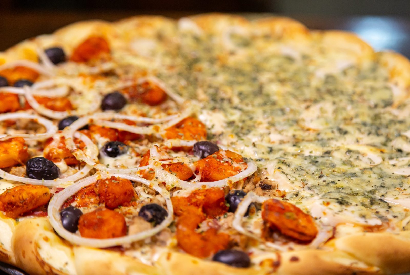 Pizza servida na unidade Flamengo do Planalto do Chopp